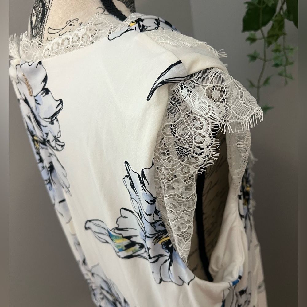 ✨NWT - Karl Lagerfeld Floral Print Lace Trim Dress in Black Multi✨ - Picture 11 of 12